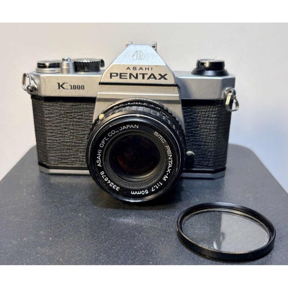 ASAHI PENTAX K1000 35mm Film Camera w/ 50mm SMC Pentax-M Lens - Tested